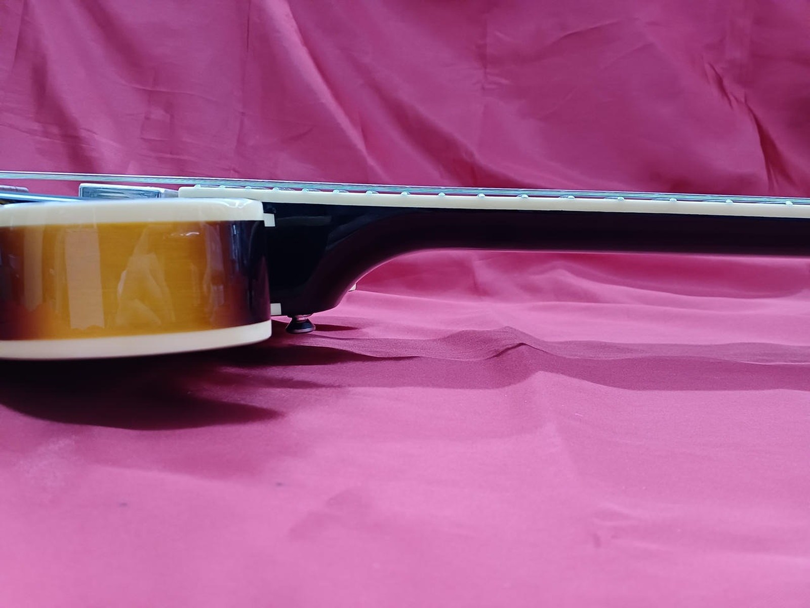 EPIPHONE ES-339 Used Maple body Mahogany neck Laurel fingerboard w/Gig case