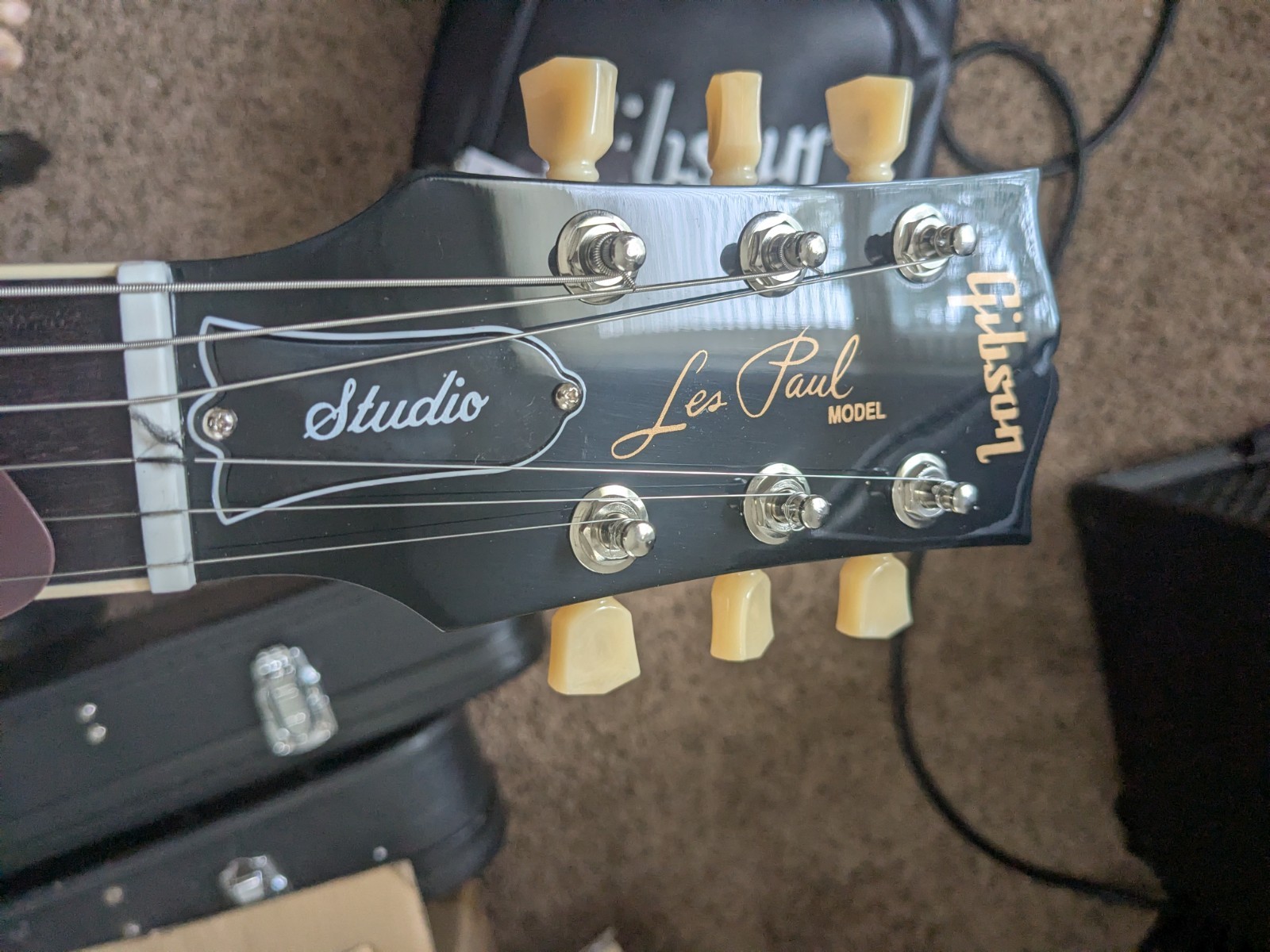 2026 Gibson Les Paul Studio Figured Top – 8.2#