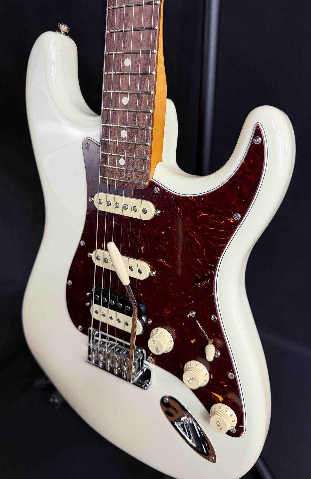 Fender American Professional II Stratocaster HSS Electric Guitar Olympic White