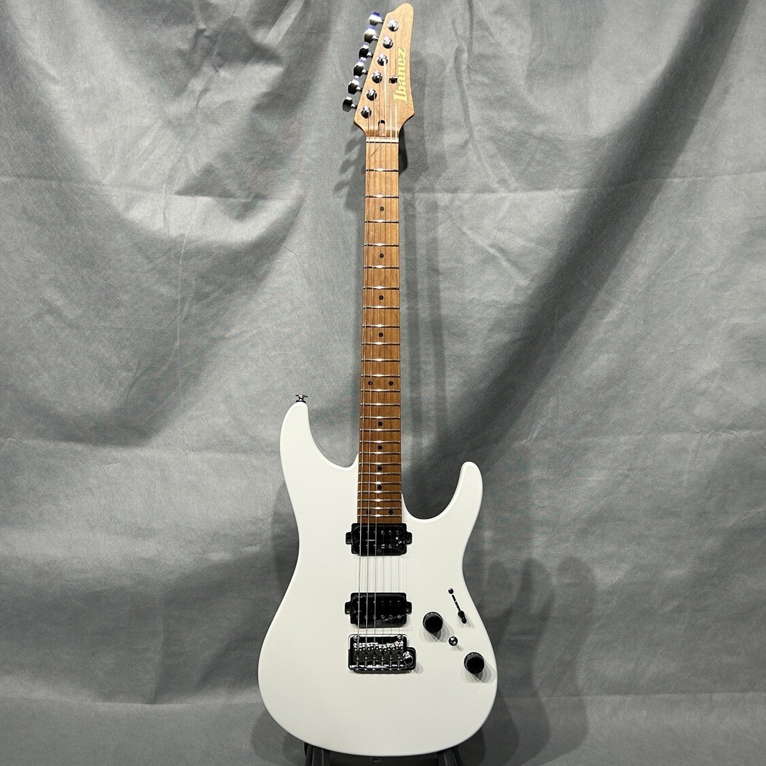 Ibanez Az2402-Pwf Pearl White Flat Approx. 3.2Kg *Hp350