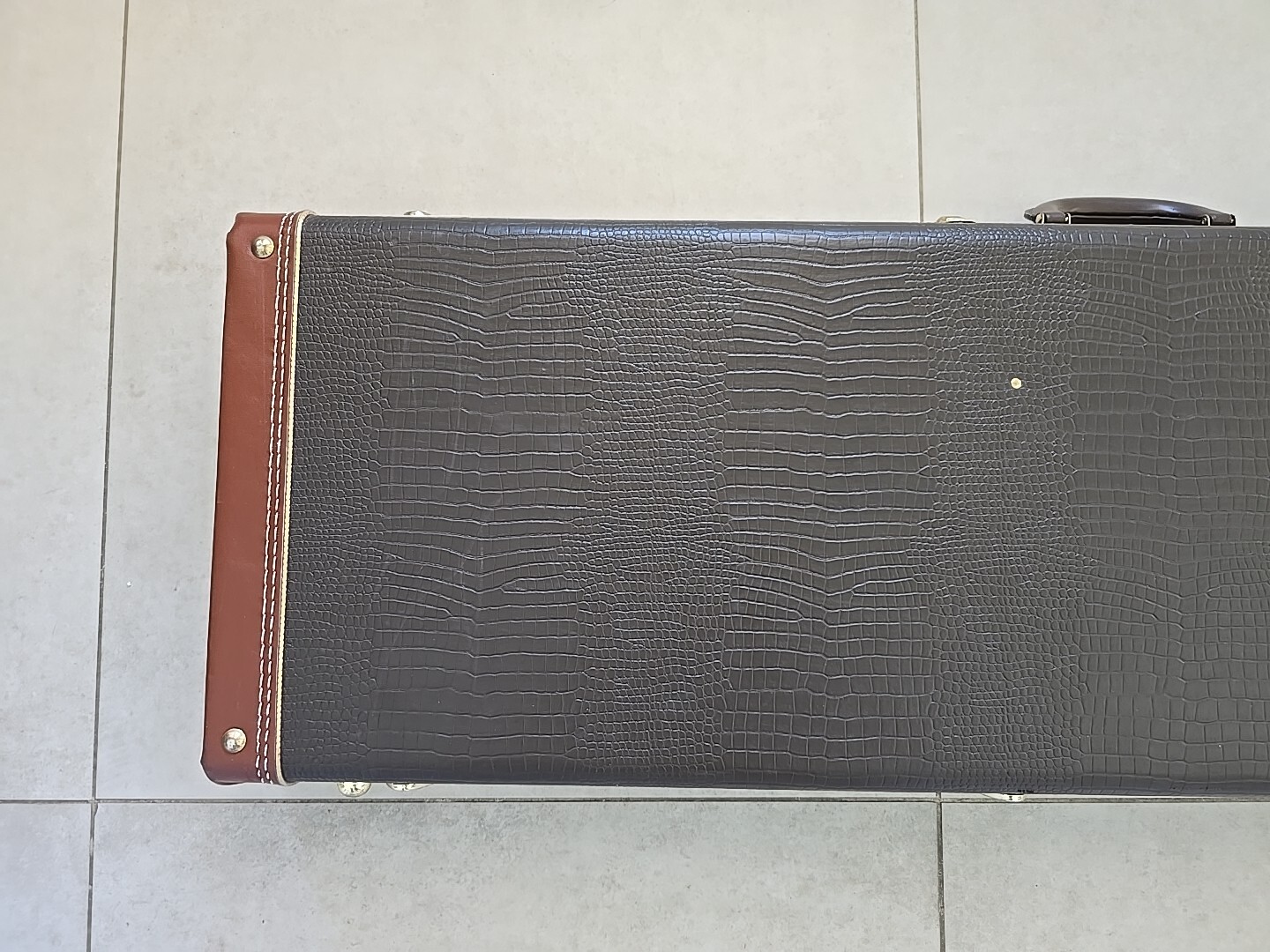 RARE Exclusively DeTemple G&G Guitar Case Brown Ext – Red Interior Made In USA