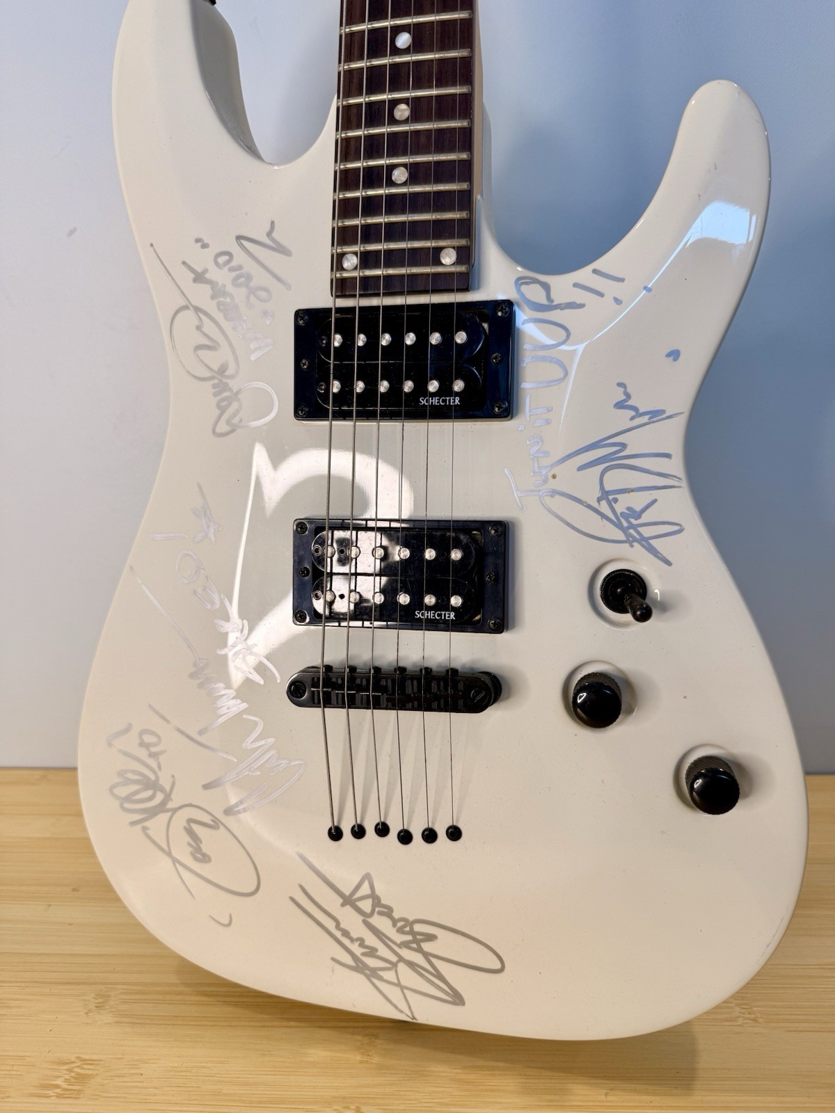 White Schecter Diamond Series Omen-6 Guitar Unknown Signatures