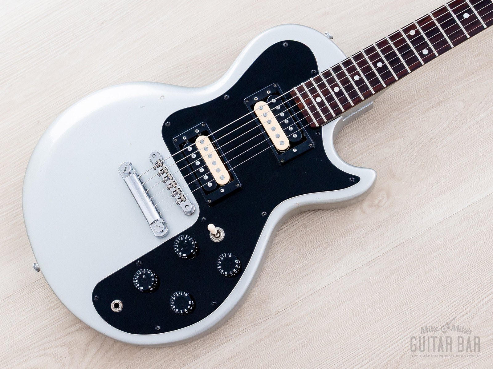 1981 Gibson Sonex-180 Deluxe Silver, 100% Original w/ Velvet Brick, Case