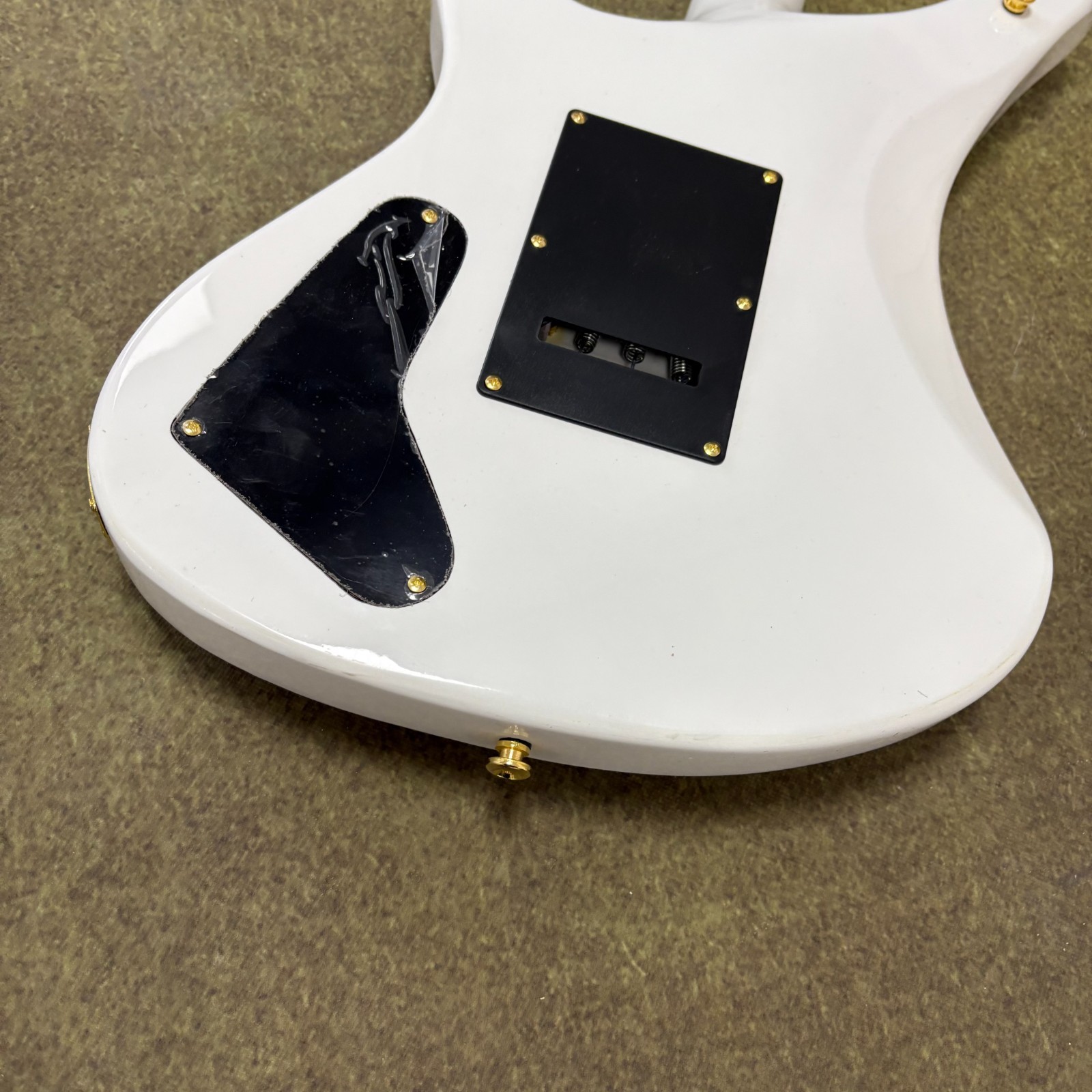 Custom Synyster Gates Electric Ｇuitar Rosewood Fingerboard With FR Bridge