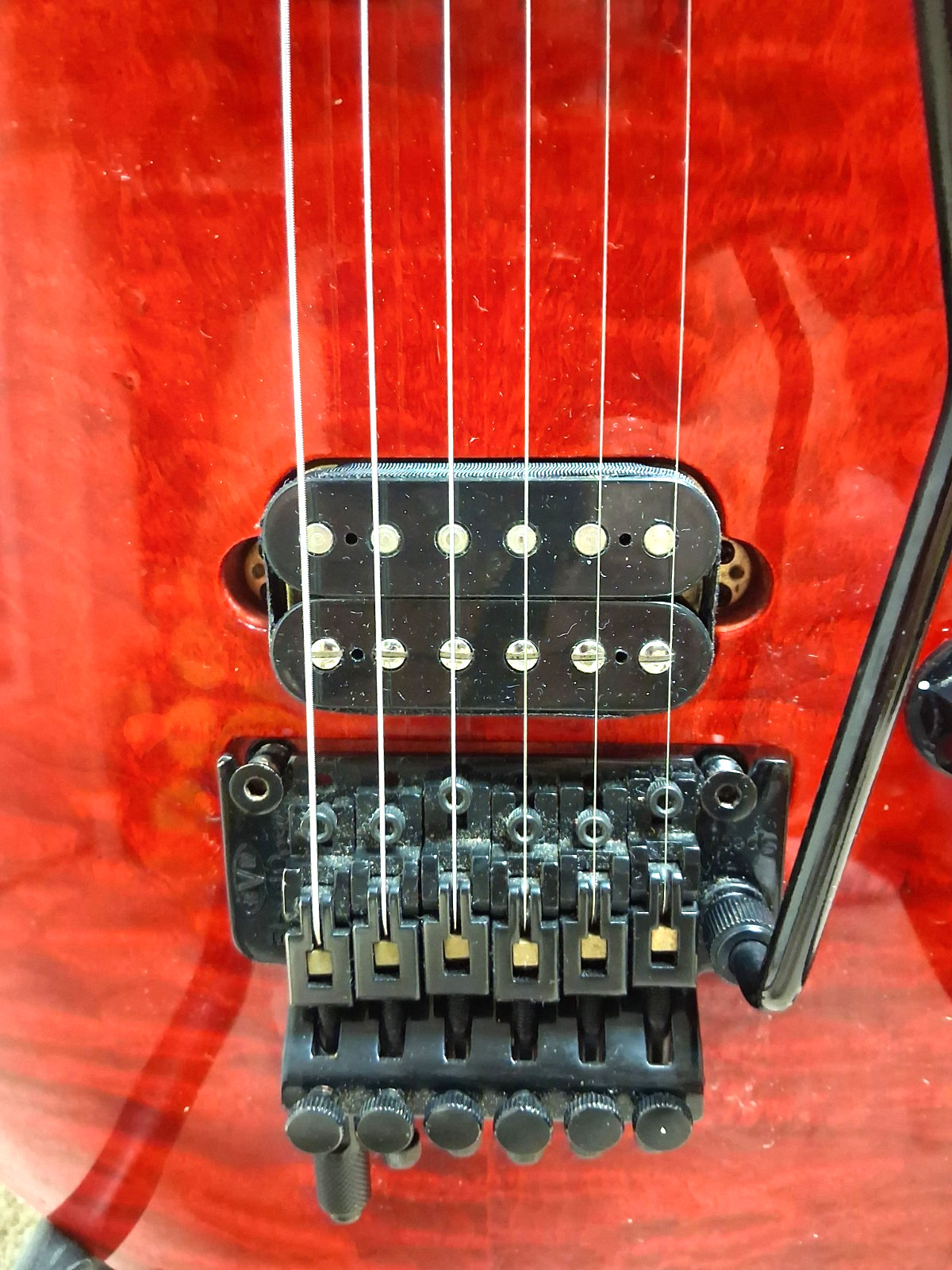 EVH Wolfgang Special Guitar CUSTOM RED QUILT Floyd Rose- HARD SHELL case & KEY!
