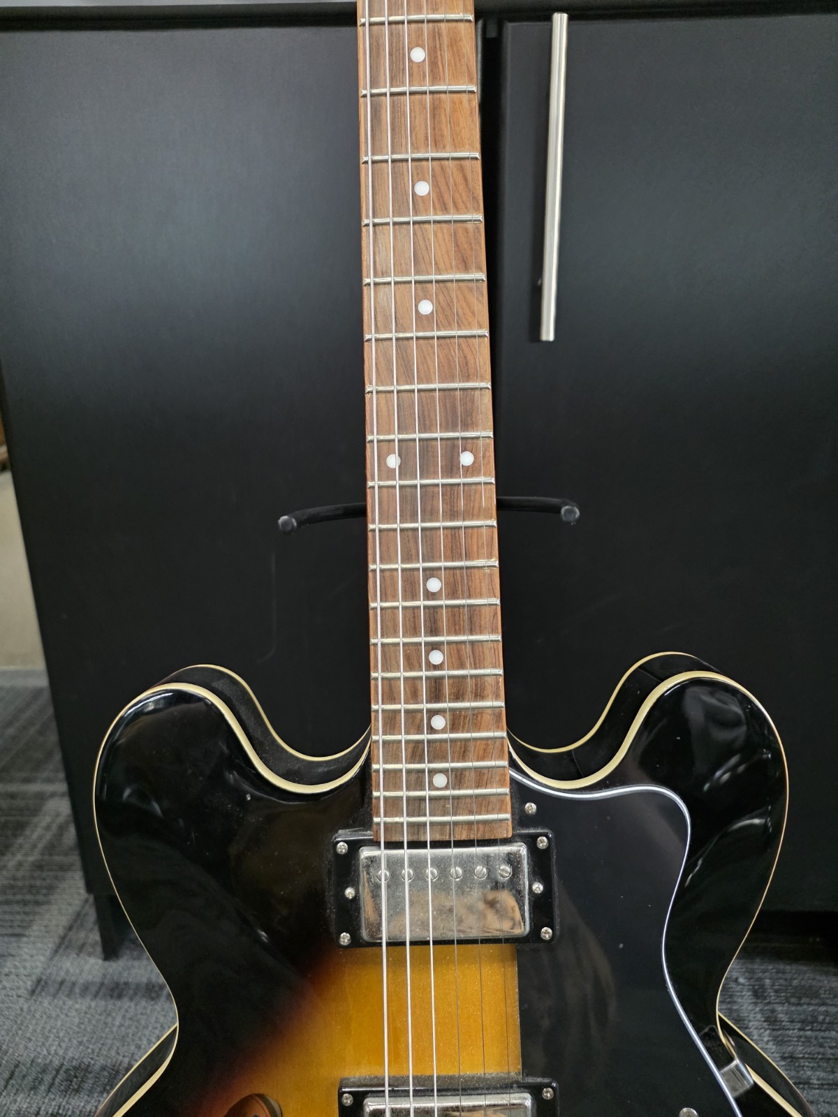 EPIPHONE DOT Vs