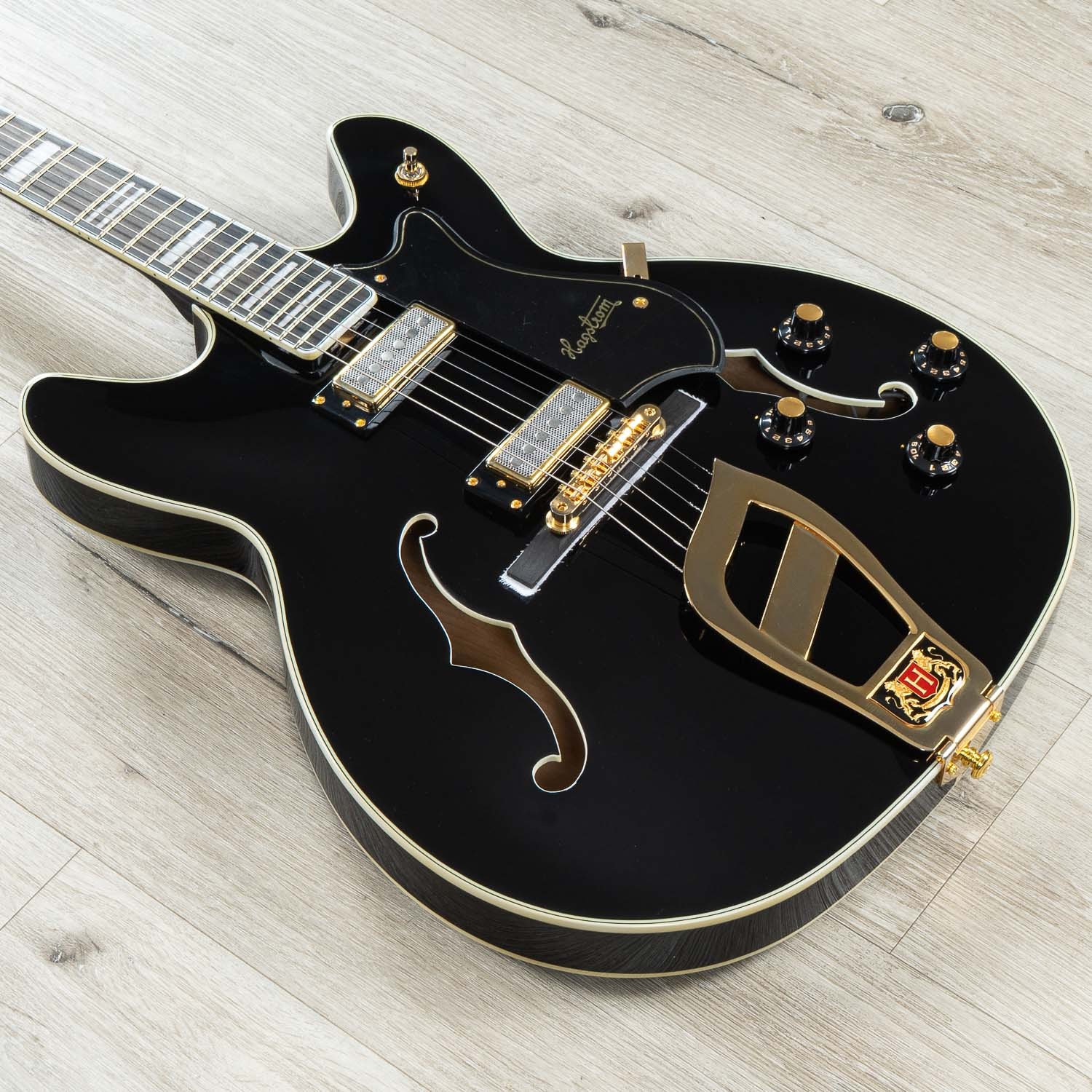 Hagstrom ’67 Viking II Hollow-Body Guitar, Resinator Fretboard, Black Gloss