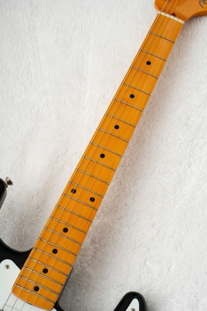 Fender / FSR Made in Japan Traditional II 50s Stratocaster -2 Tone Sunburst