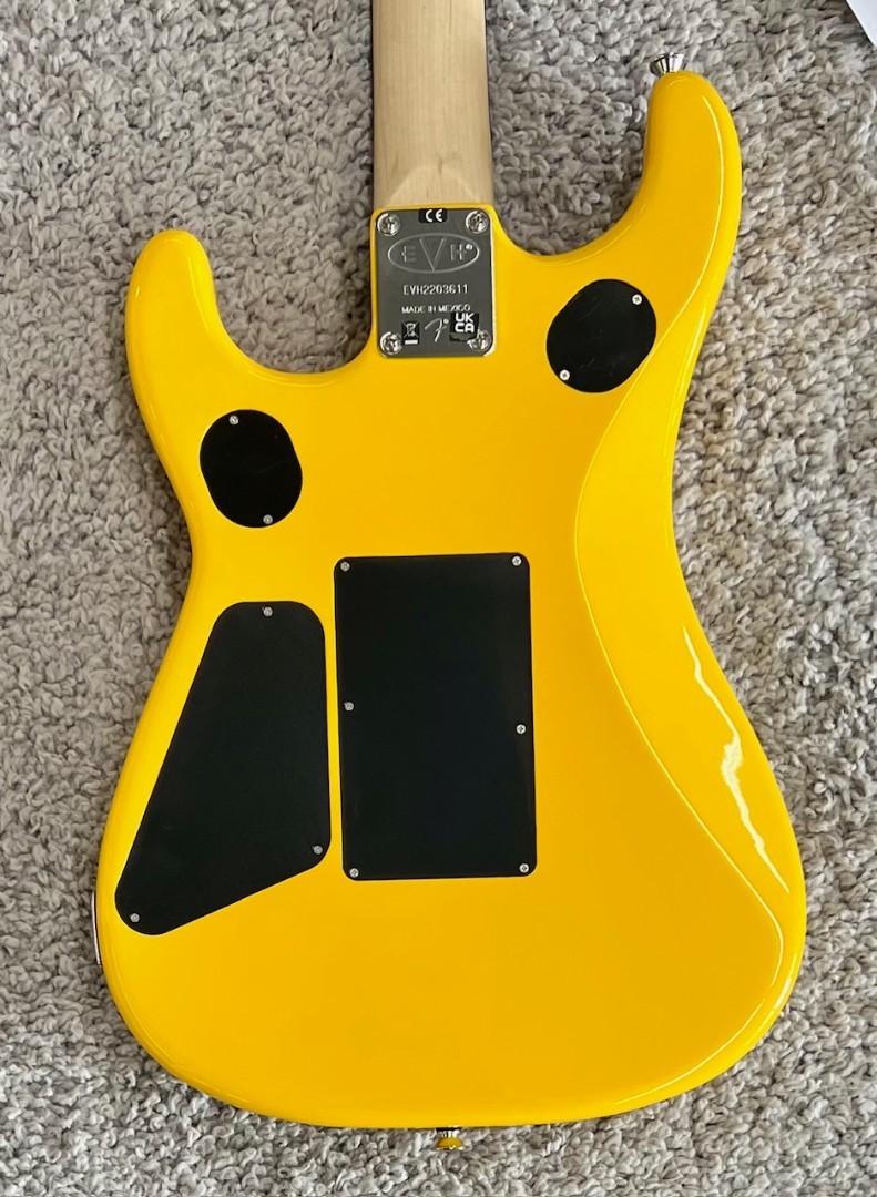 EVH 5150™ Series Standard Electric Guitar , Ebony Fingerboard, EVH Yellow
