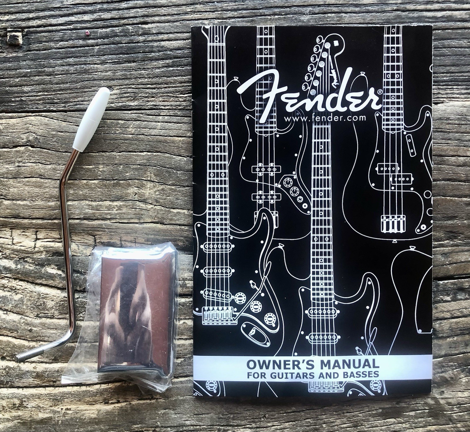 CUSTOM SHOP Fender Eric Clapton Signature Stratocaster Guitar -Blackie