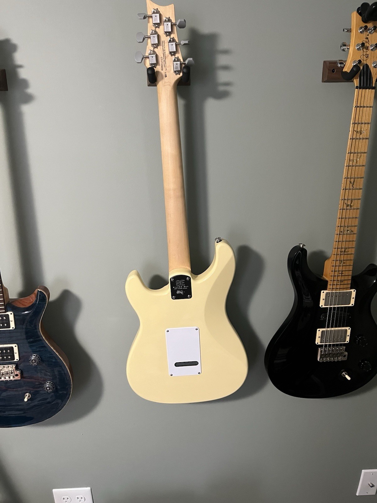 prs silver sky se moon white