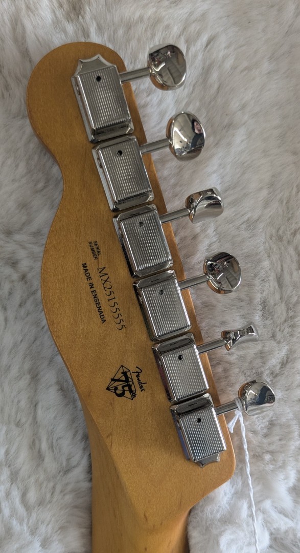 Fender Player II Telecaster HH Elec guitar, Maple Fingerboard, 3 Color Sunburst