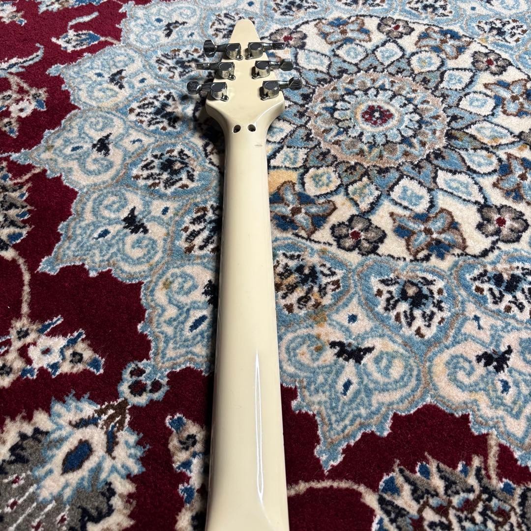 FERNANDES BSV-70 Flying V Electric Guitar 1980s Vintage White Rare Japan
