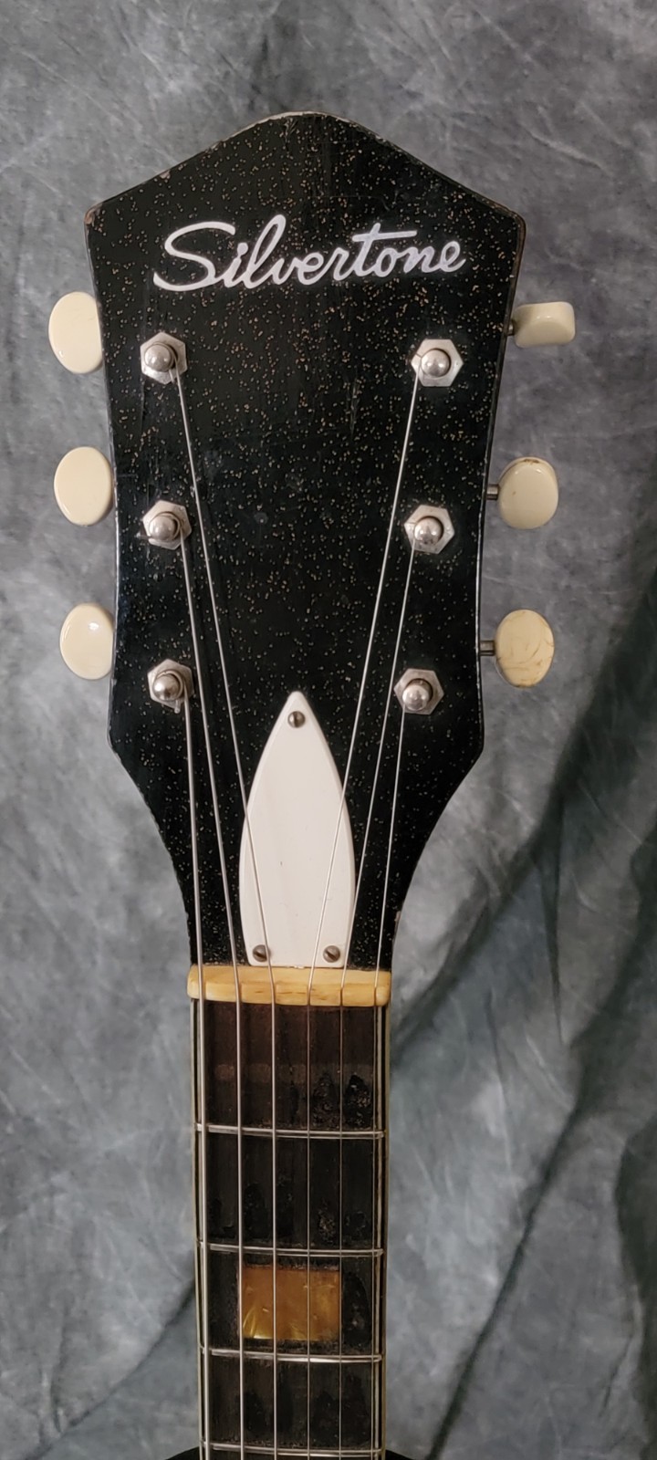 KILLER VINTAGE 1963 Silvertone Jupiter 1423 Guitar!
