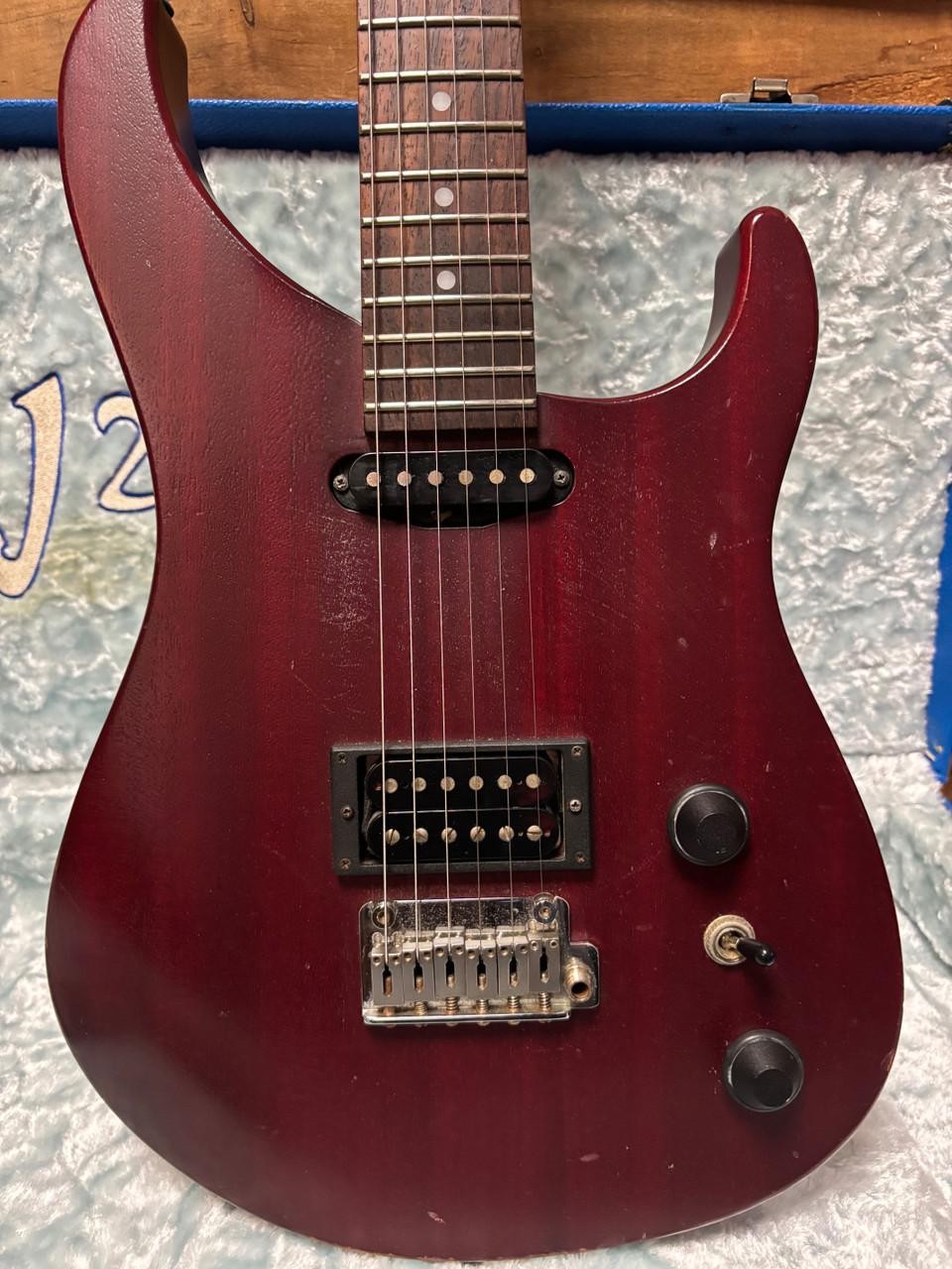 Pre-owned GJ2 Arete 3-Star Oxblood w/case