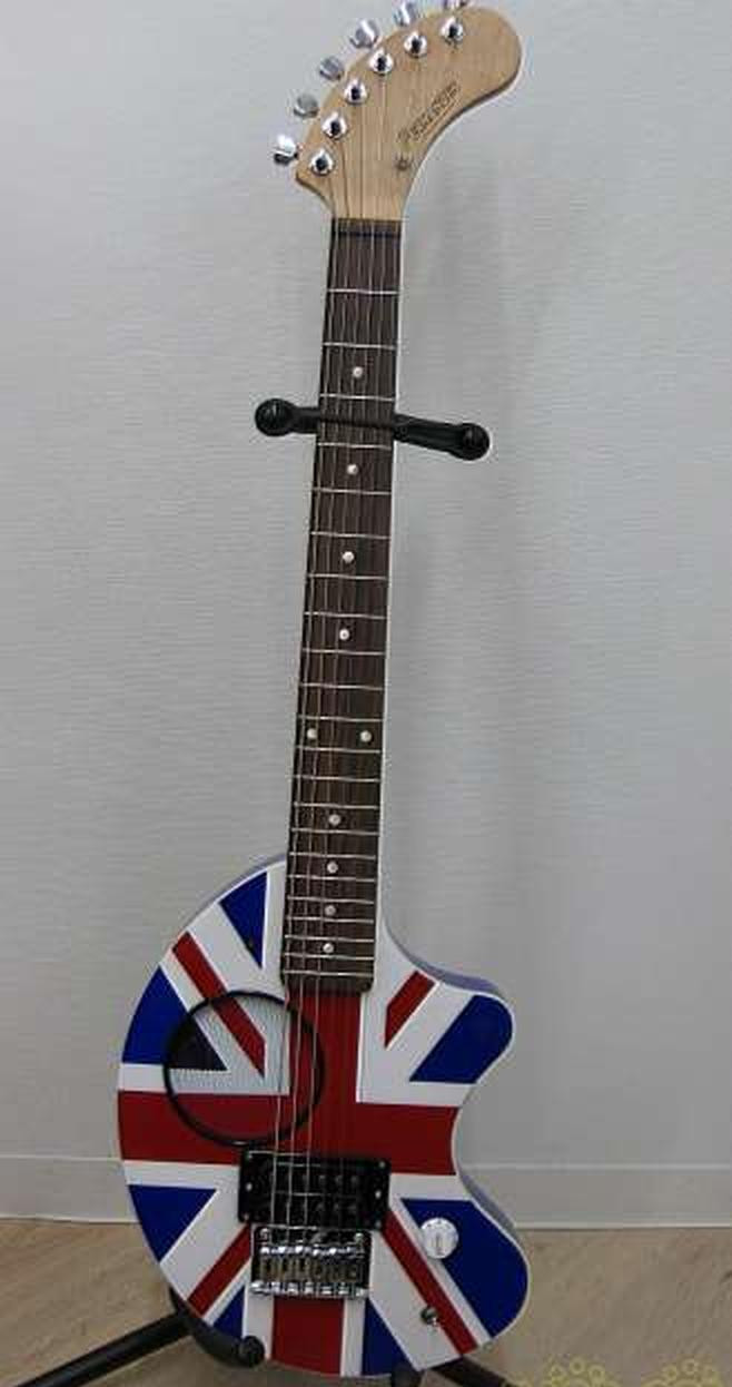 FENDER JAPAN ZO-3P UK Union Jack Guitar Built-in Mini Guitar from Japan