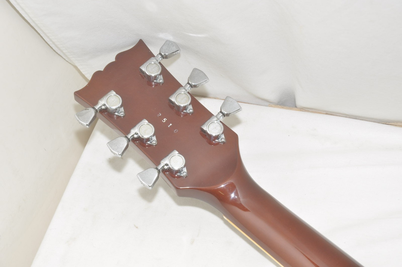 YAMAHA SL400S Les Paul type Electric Guitar Ref No 7485