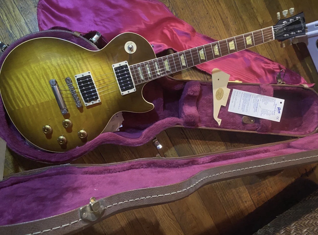 2000 Gibson Les Paul Classic 1960 Honey Burst Flame Top w/ OHSC Papers