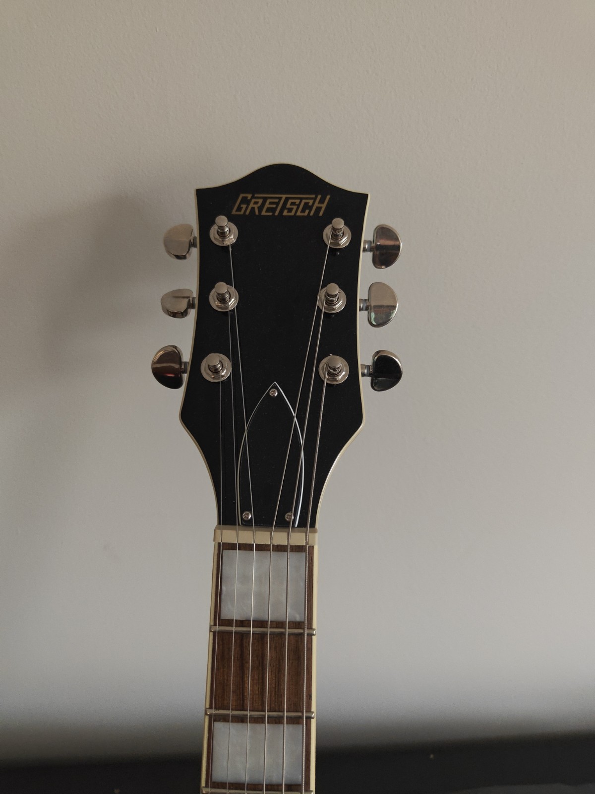 Gretsch G2622lh LEFT HANDED Great Shape