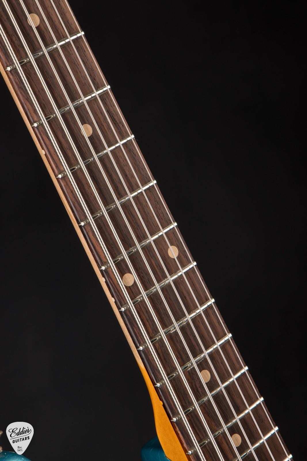 Fender Custom Shop 1962 Bass VI Super Heavy Relic – Super Faded Ocean Turquoise/