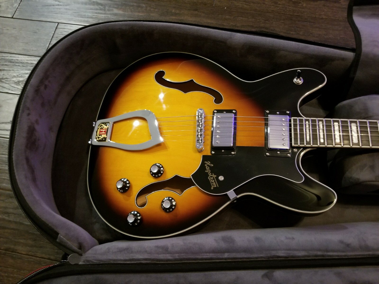 Hagstrom Viking Semi-Hollowbody Electric Guitar Tobacco Sunburst