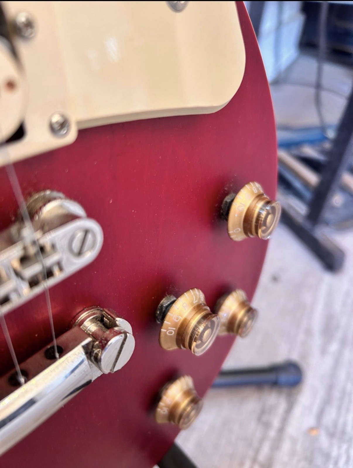 2019 Epiphone Les Paul Traditional Pro IV Worn Wine Red Electric Guitar
