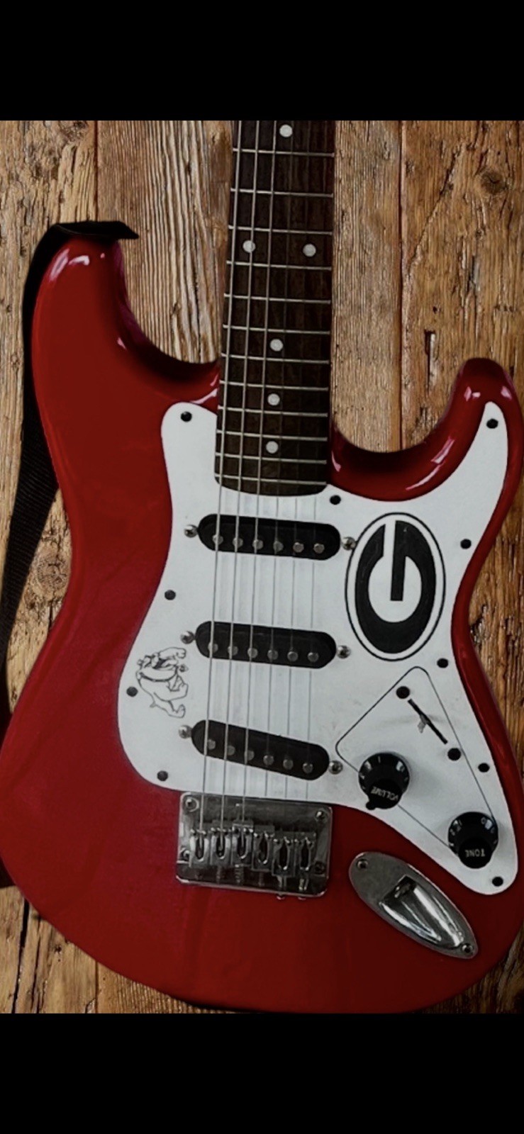 Squier Mini Strat 2006 3/4 Size 6-String RH Electric Guitar Red Bulldogs