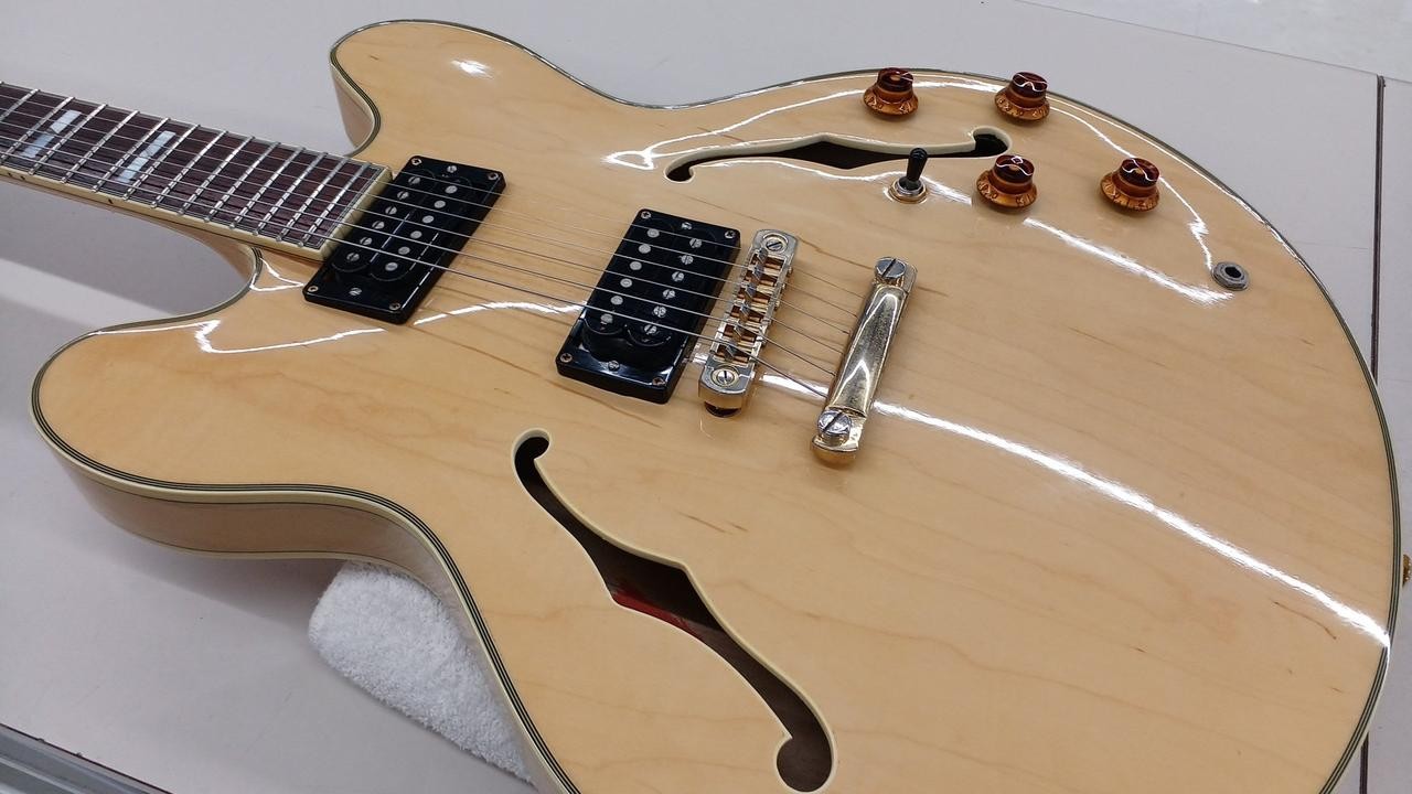 EPIPHONE SHERATON II NATURAL Hollowbody Electric Guitar