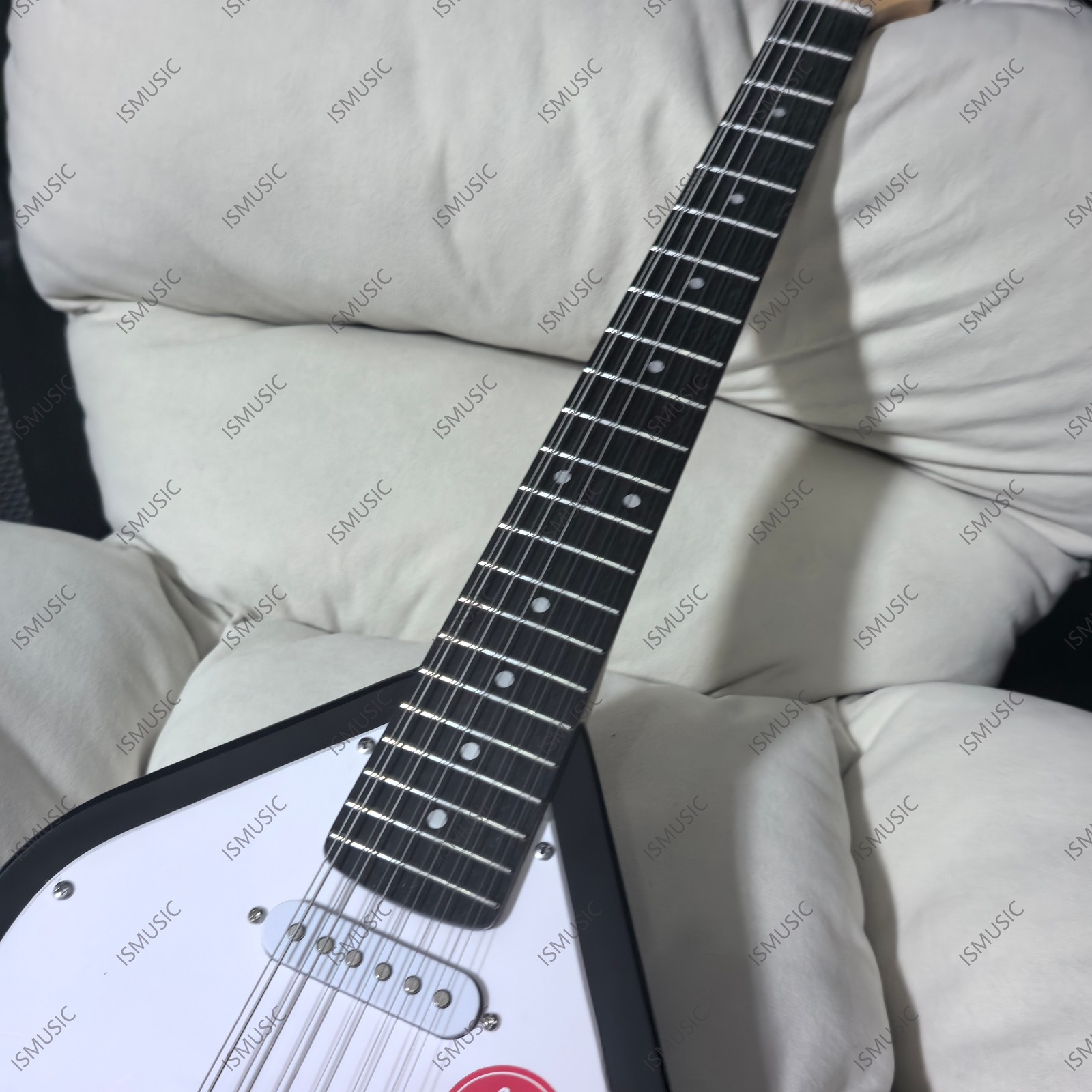 12-String Electric Guitar Solid Body Rosewood Fingerboard C Neck SSS Pickups