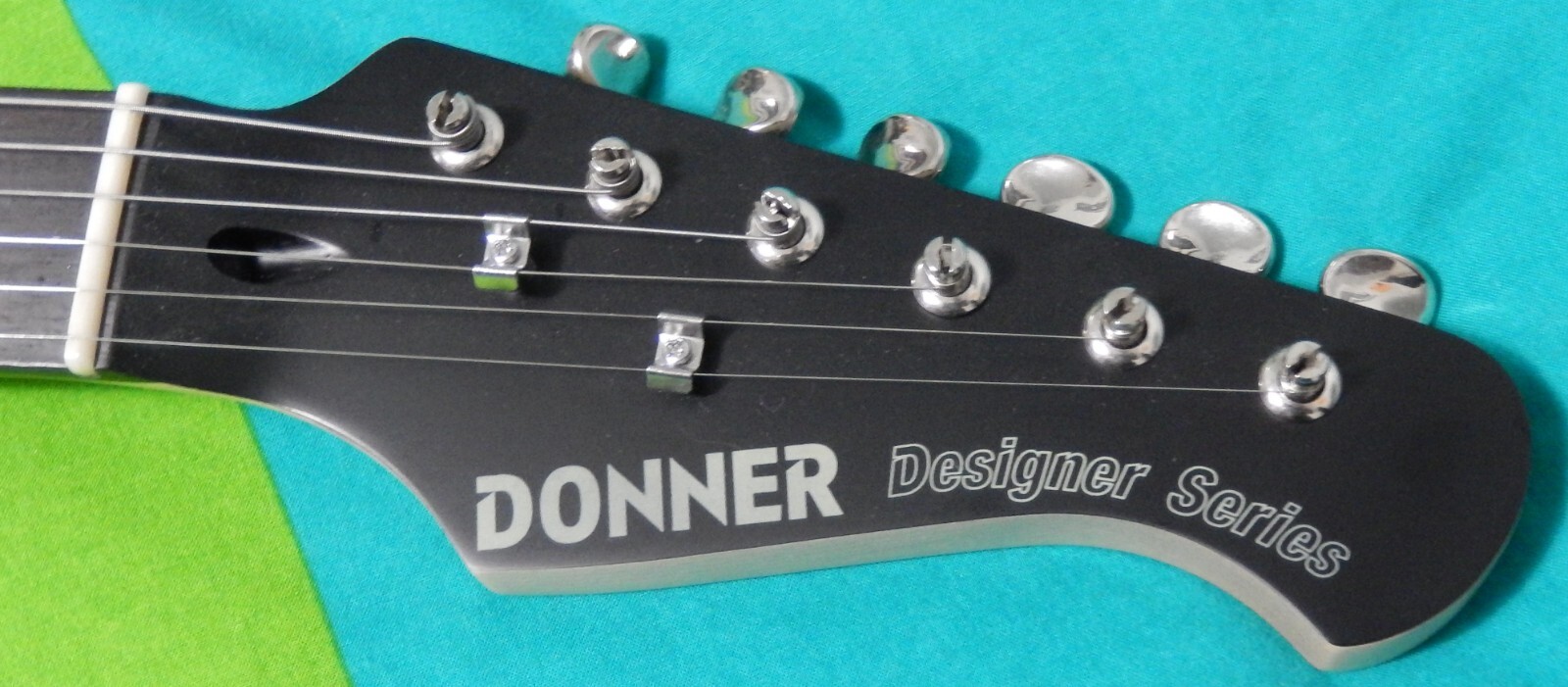 Donner Designer Series 39″ Solid Body Electric Guitar DST-200 Package