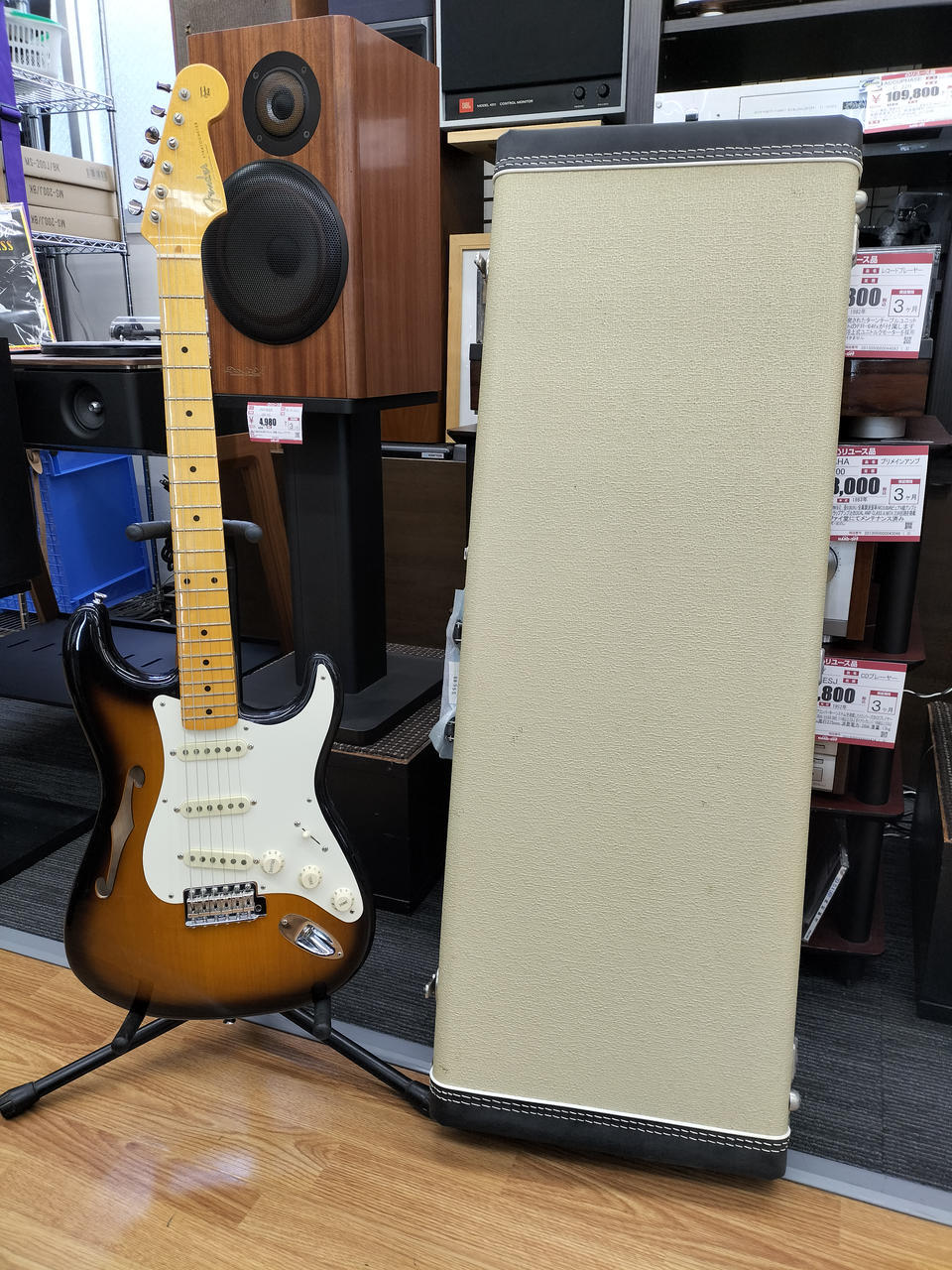 FENDER Eric Johnson Signature ST Thin Used Electric Gutiar