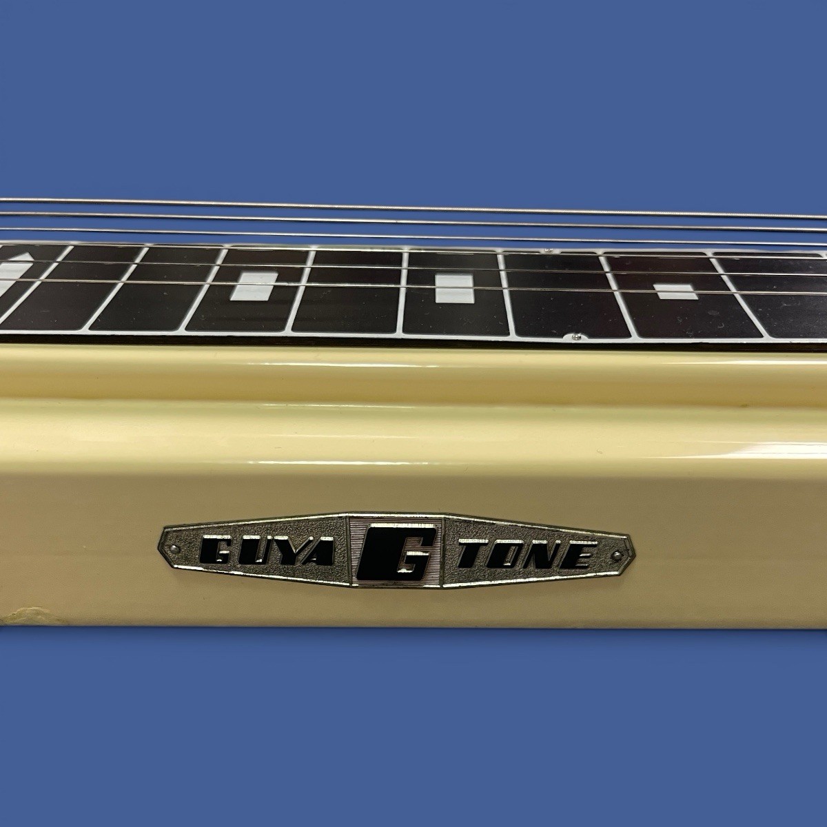 1960s Guyatone HG-92 Double Pickup Lap Steel MIJ Aged Ivory with Soft Case