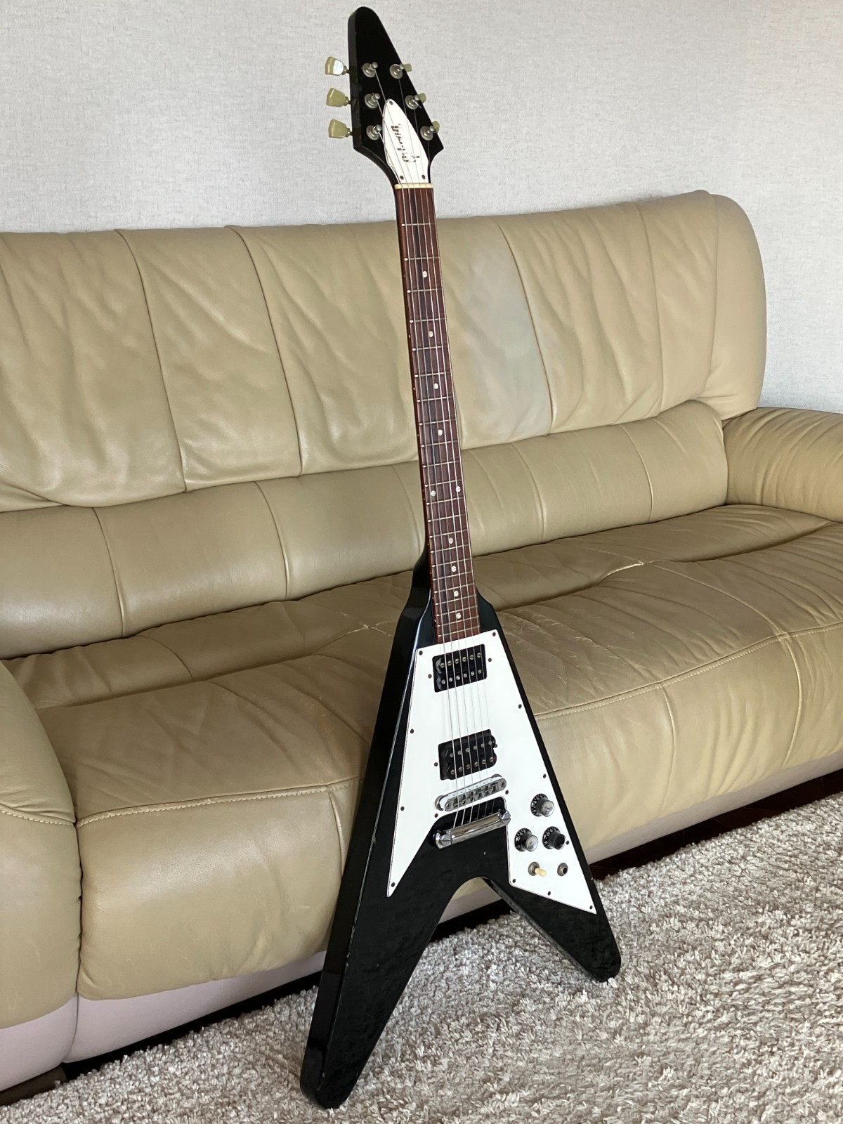 1996 Gibson Flying V Ebony Black with original hard case Used electric guitar