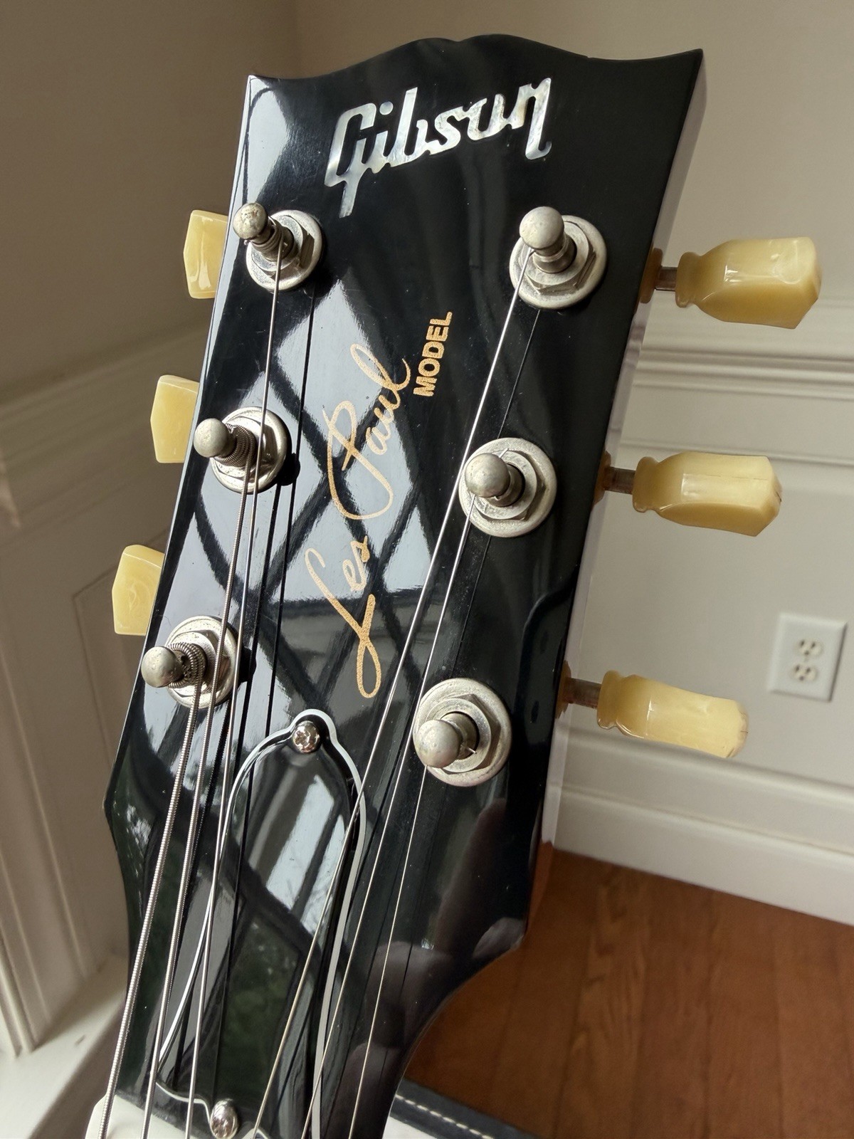 2013 Gibson Les Paul Traditional Plus AA Flame Top – Light Burst