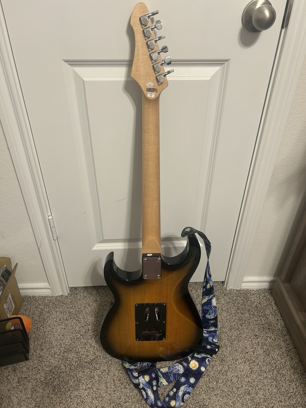Vantage by Samick Electric Guitar With Gig Bag And Strap