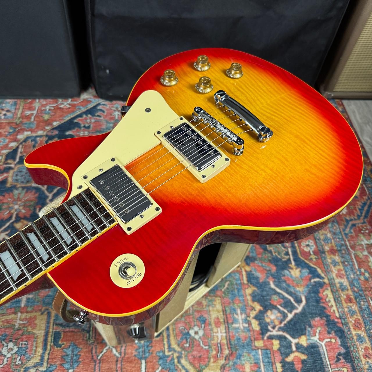 *Video* Tokai Love Rock Les Paul Standard Flame Top Long Tenon Cherry Sunburst –