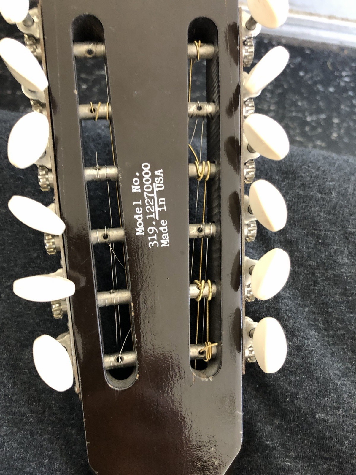 1970s Harmony Silvertone H1227 (Stella) 12-string guitar – high action – gig bag