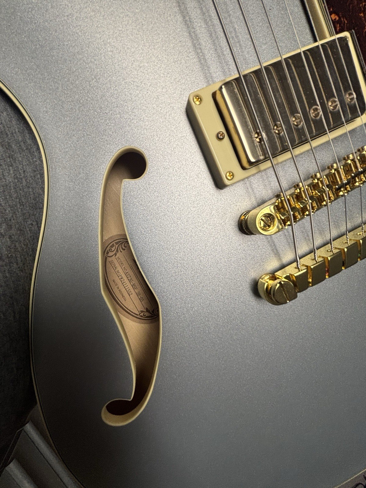 Ibanez Artcore AS73G Semi-hollow Electric Guitar – Moonstone Silver Flat