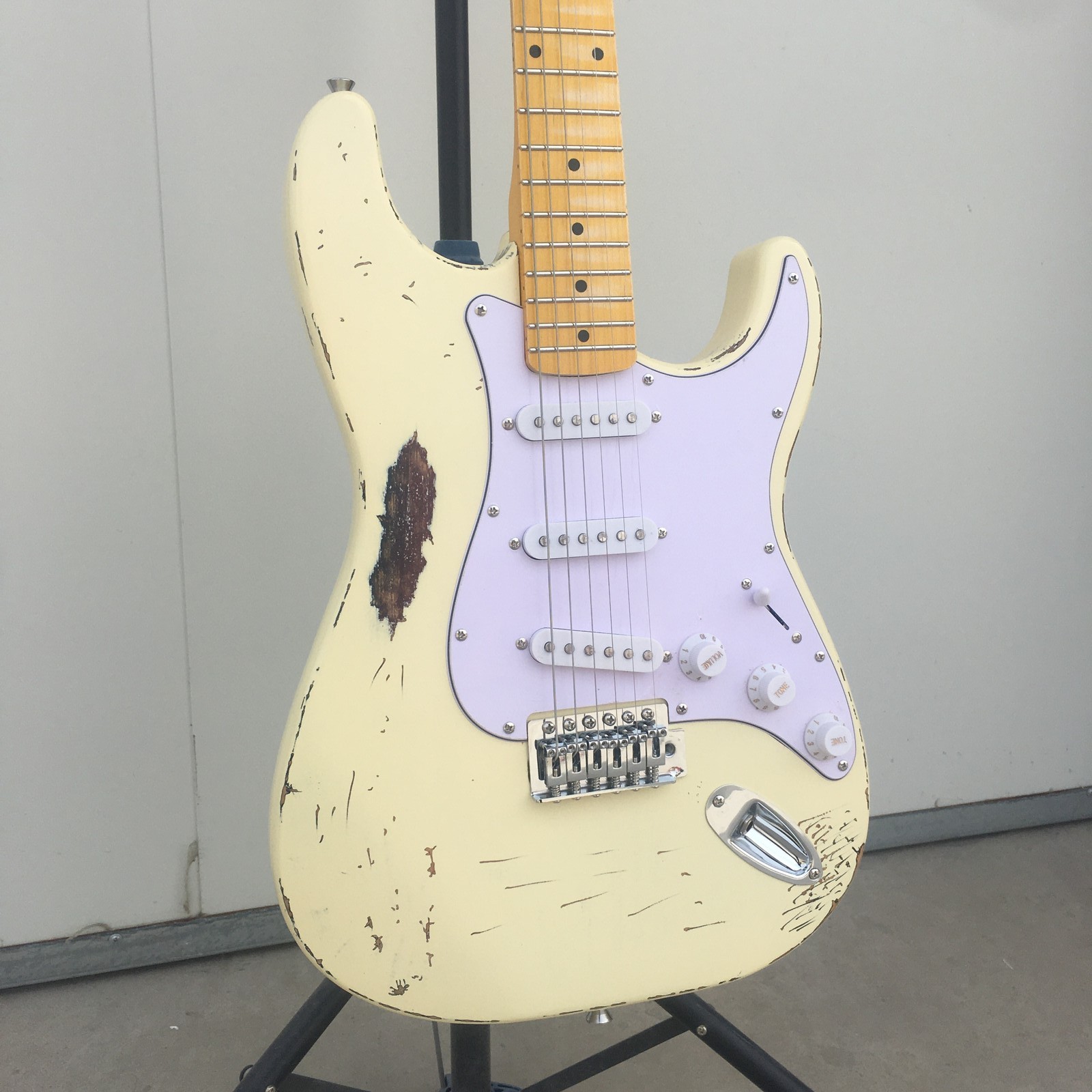 Cream 3TS Aged top Solid Body Electric Guitar Stainless Frets Chrome part fast
