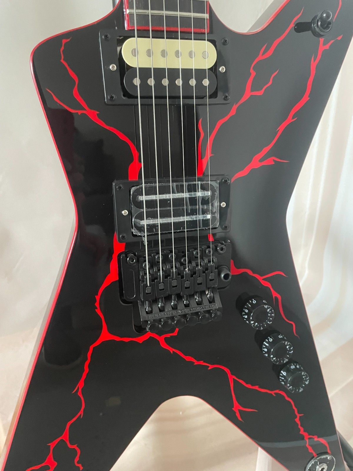 6 Strings Dimebag ML Style Model Electric Guitar Black Panel Red Lightning