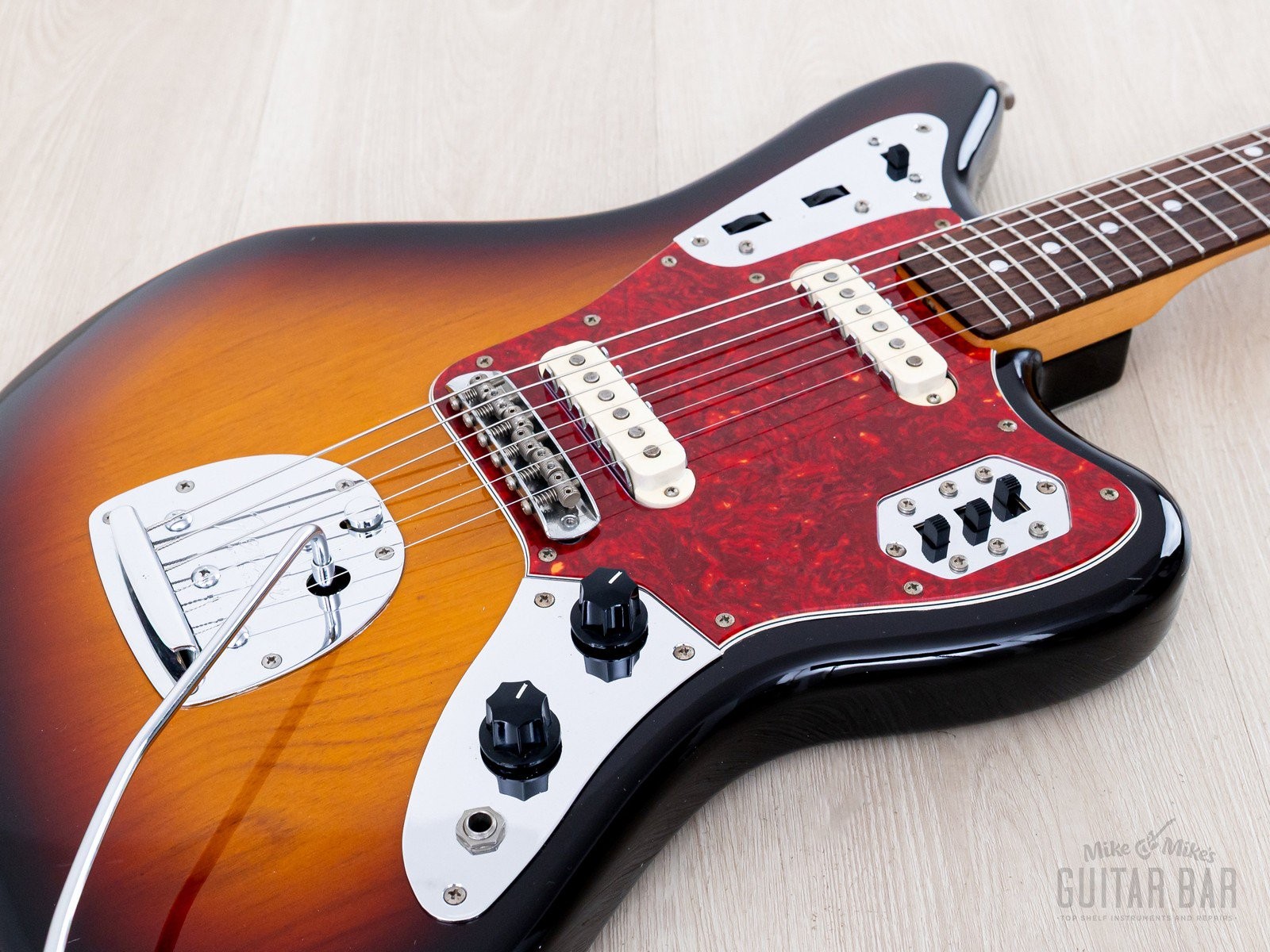 1998 Fender Jaguar ‘62 Vintage Reissue JG66-85 Sunburst, Japan CIJ