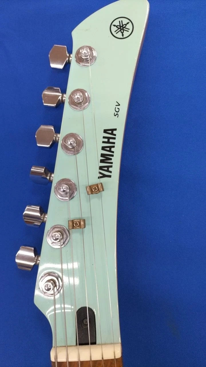 Yamaha SGV-300 Electric Guitar Locking Tuners Sperzel with Soft Case JAPAN