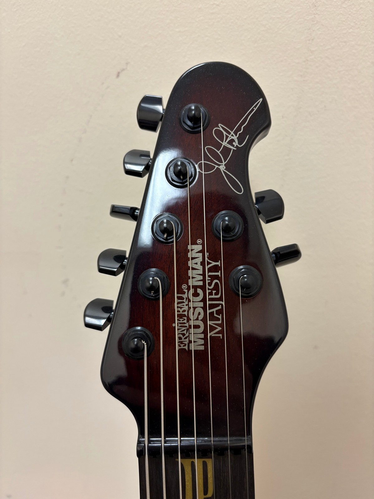 Ernie Ball Music Man John Petrucci 20th Anniversary Majesty 7 2021