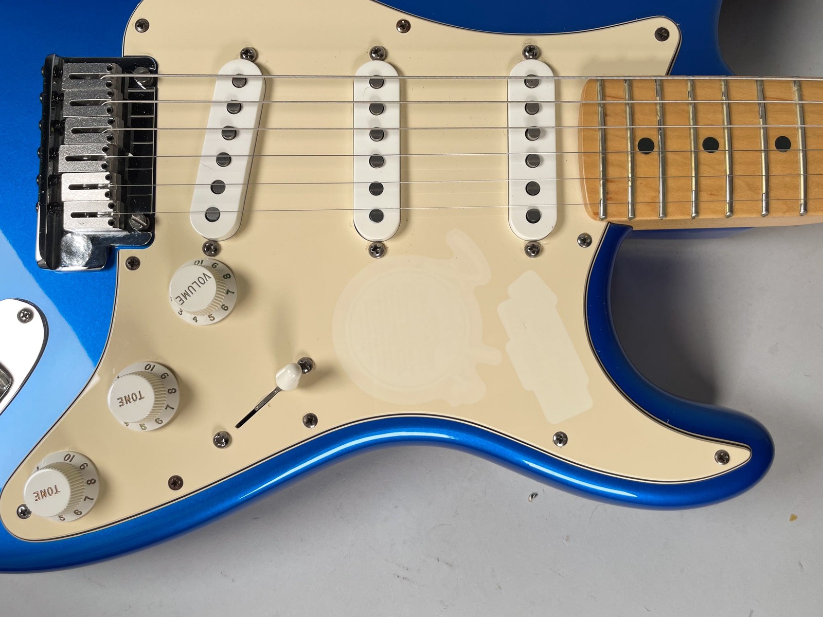 2004 Fender American Series 50th Anniversary Stratocaster Chrome Blue w/OHSC