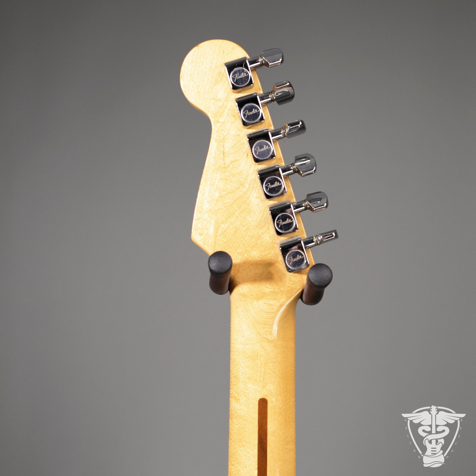 1983-1984 Fender Standard Stratocaster (2-Knob) – 7.68 LBS