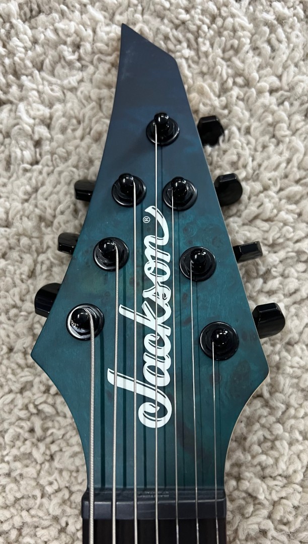 Pro Plus Series DK Modern MDK7P HT, Ebony Fingerboard, Chlorine Burst