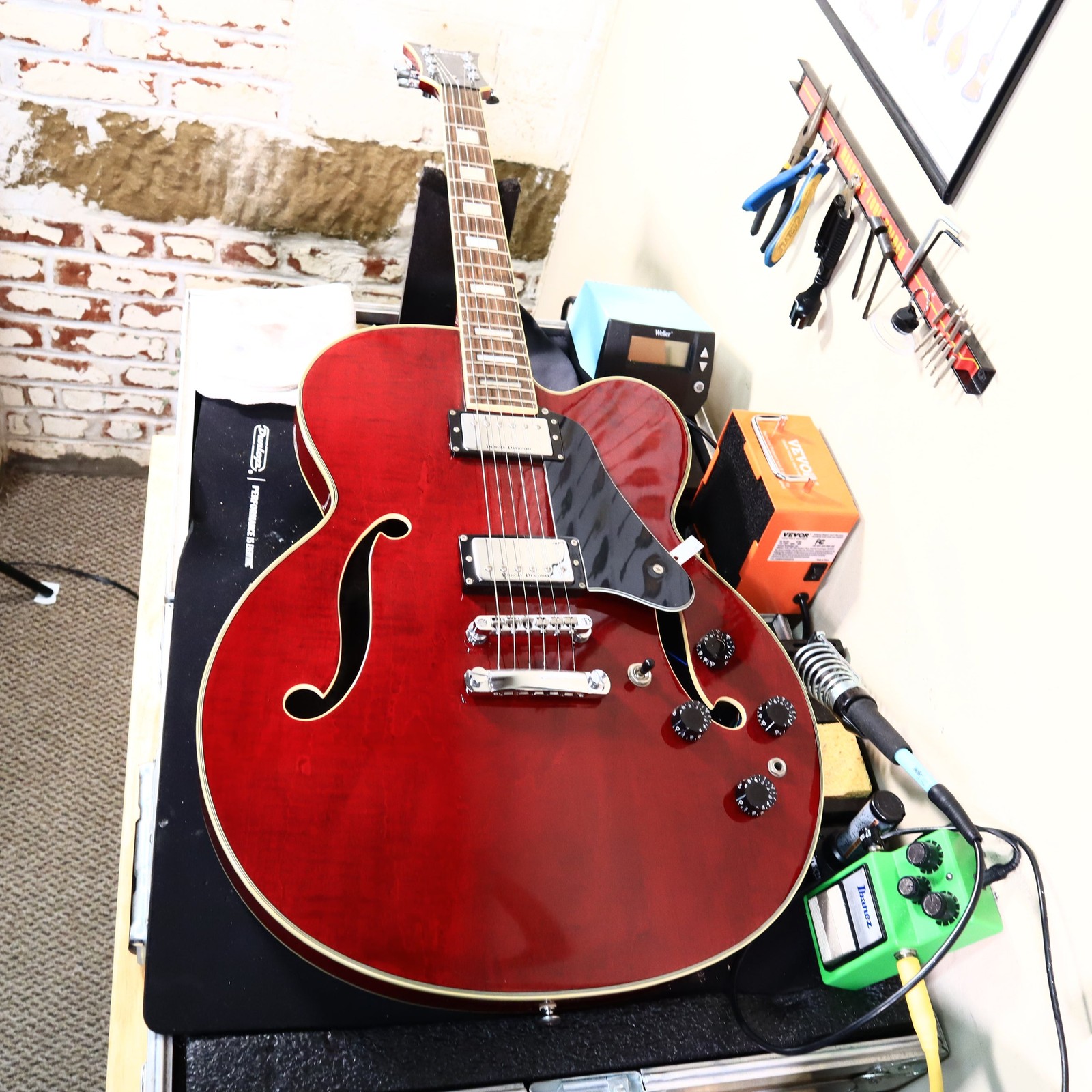 Schecter Diamond Series Jazz-6 Hollowbody Guitar