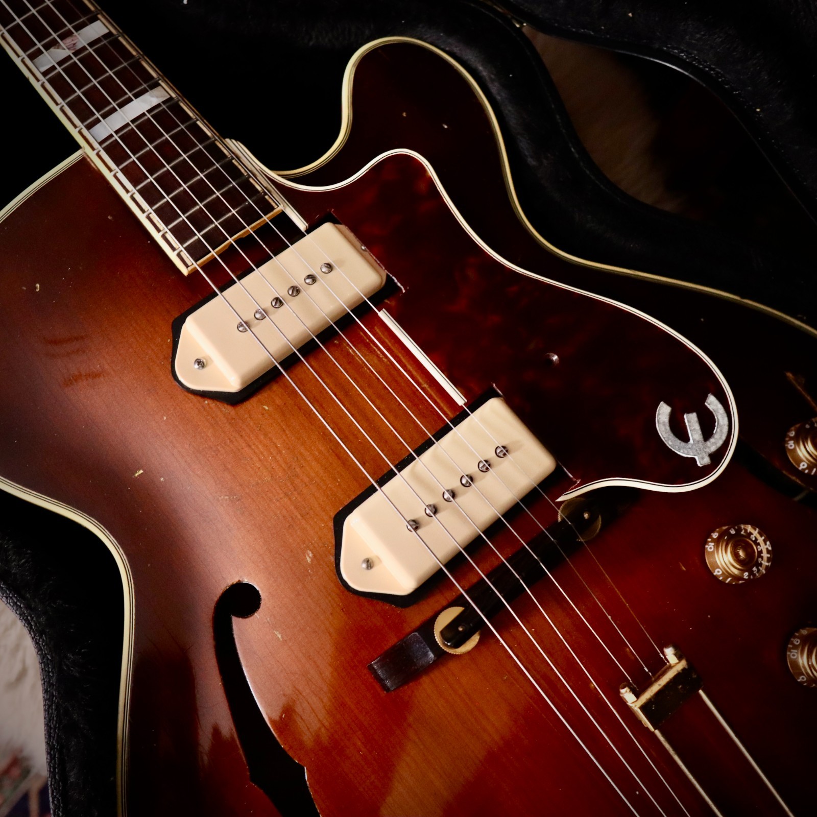 1950 Epiphone Zephyr Deluxe Regent – Lollar P90s
