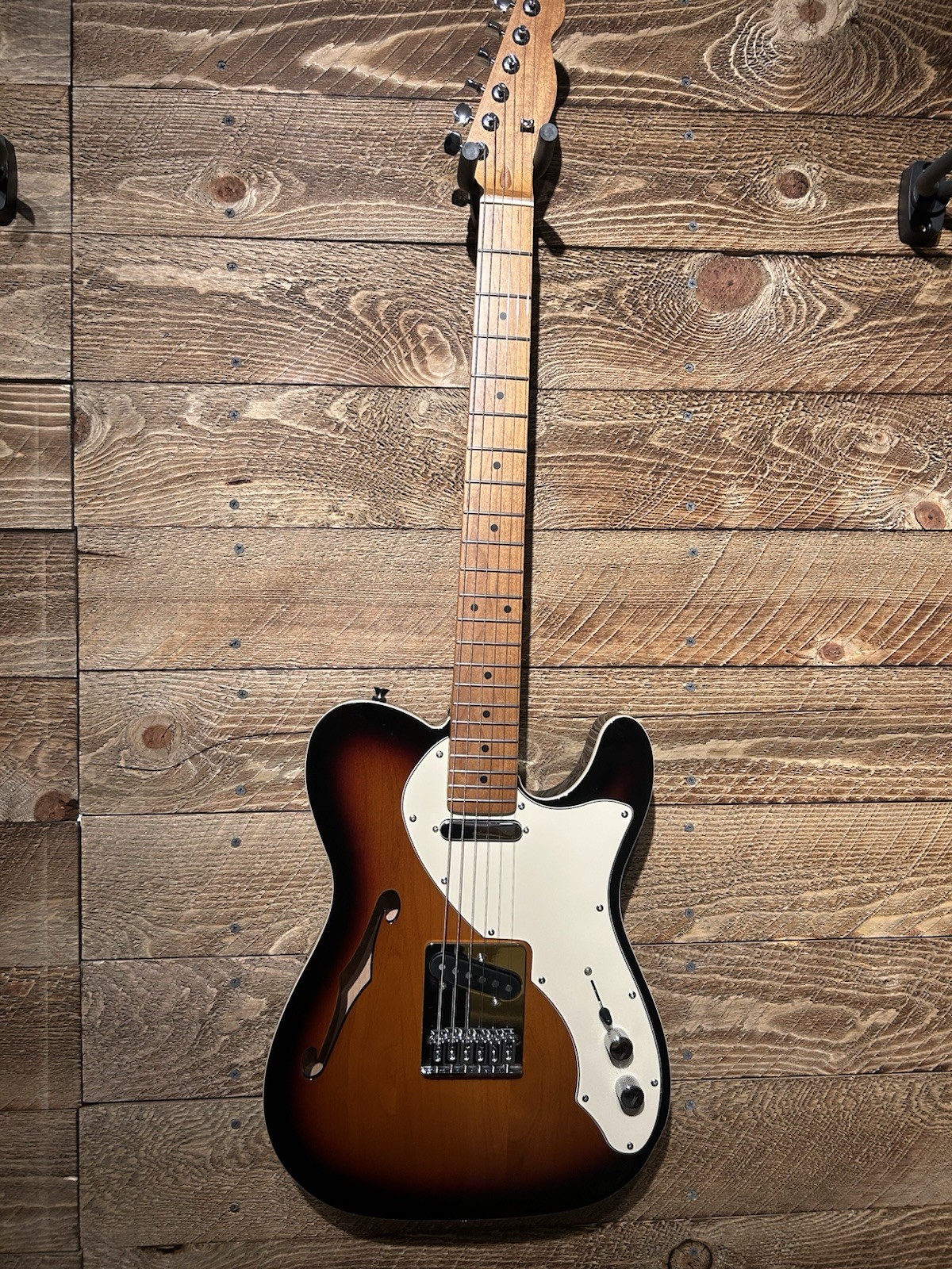 Fender Telecaster ThinLine Deluxe – 3TS Partscaster With Roasted Maple Neck