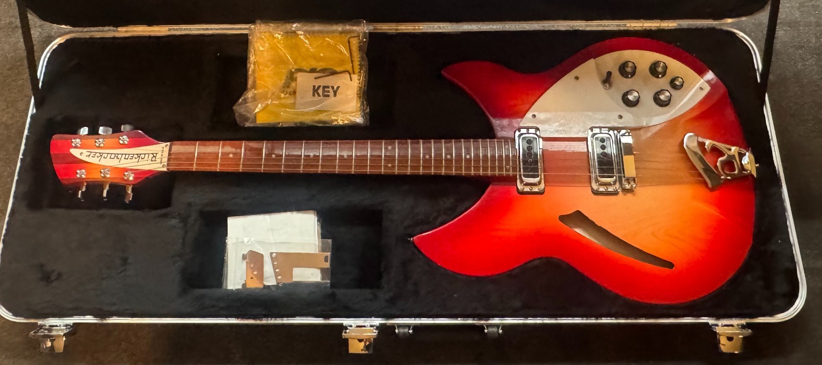 2016 Rickenbacker 330 6-String Electric Guitar FireGlo – Excellent Condition